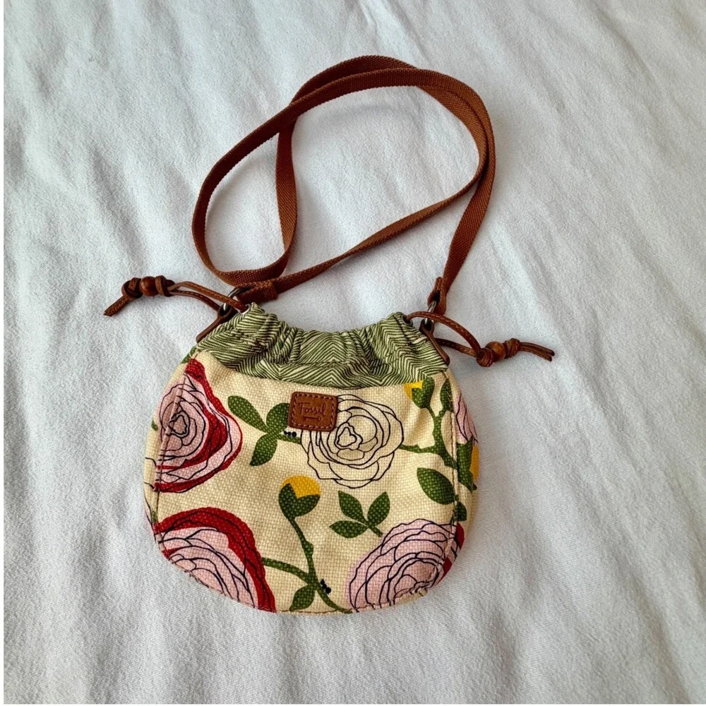 Fossil Key-Per Floral Canvas Crossbody Drawstring Bag Green Pink Rose Pouch